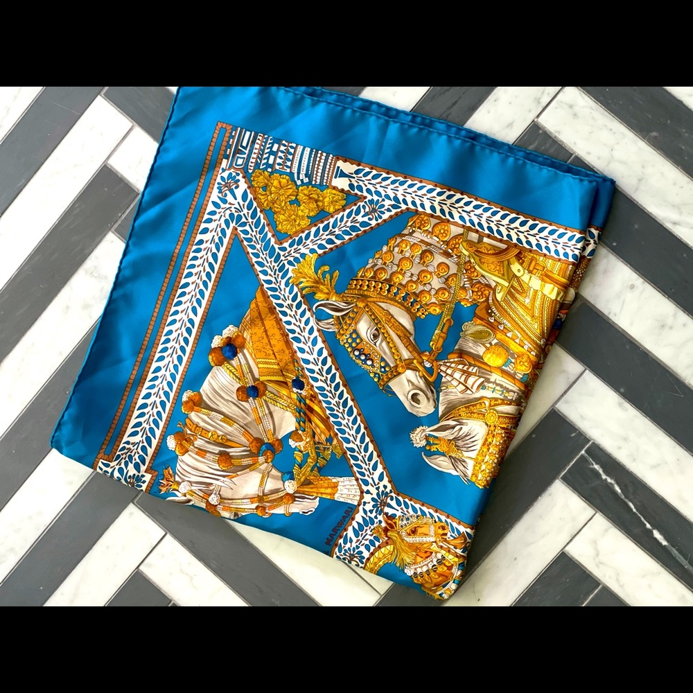 Hermès Scarf